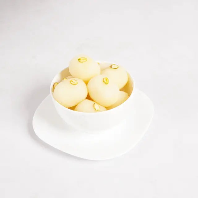 White Rasgulla